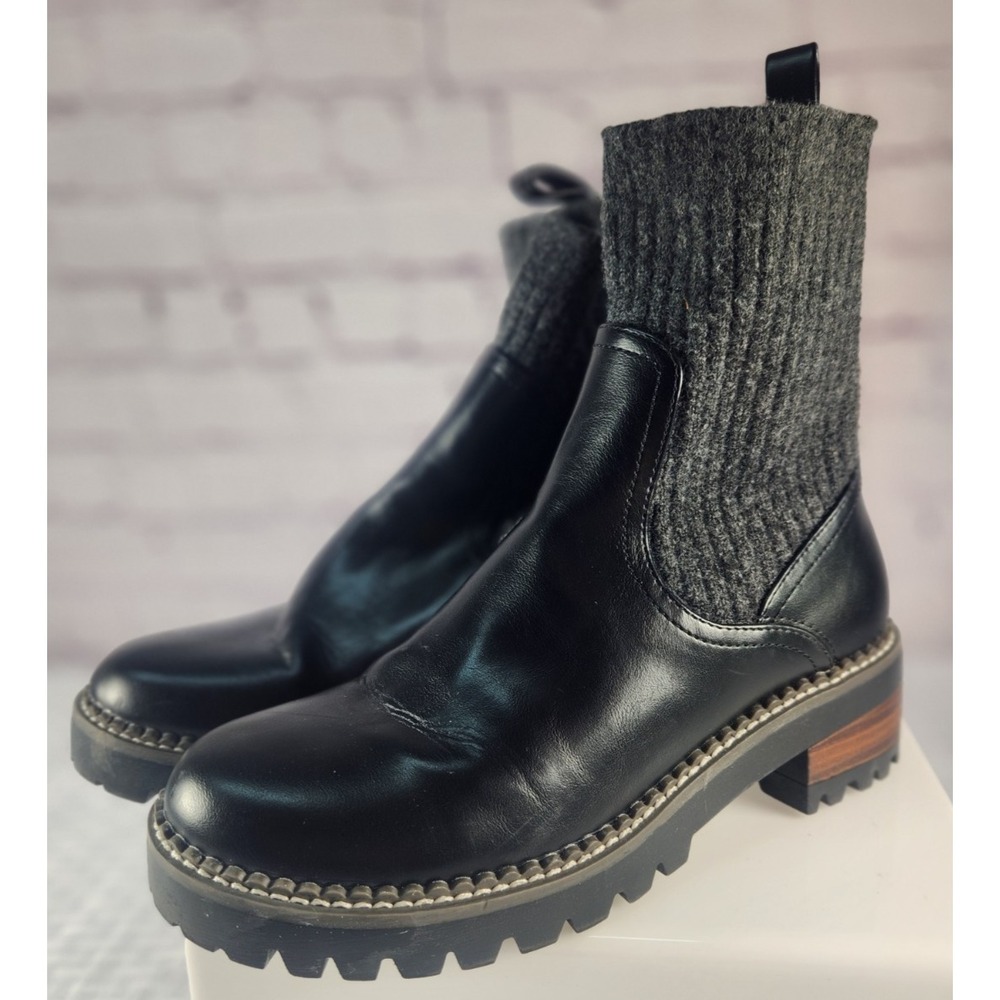 Universal Threads Women's Size 8 1/2 Black Boots 2 Inch Heels Sweater Type Cuff